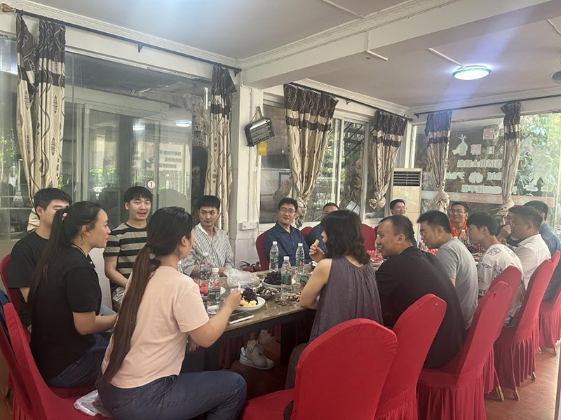 弘旭公司团支部组织青年员工谈心谈话会(图1)