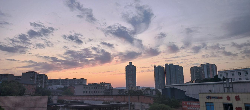 炎夏的云(图3) 炎夏的云(图3)