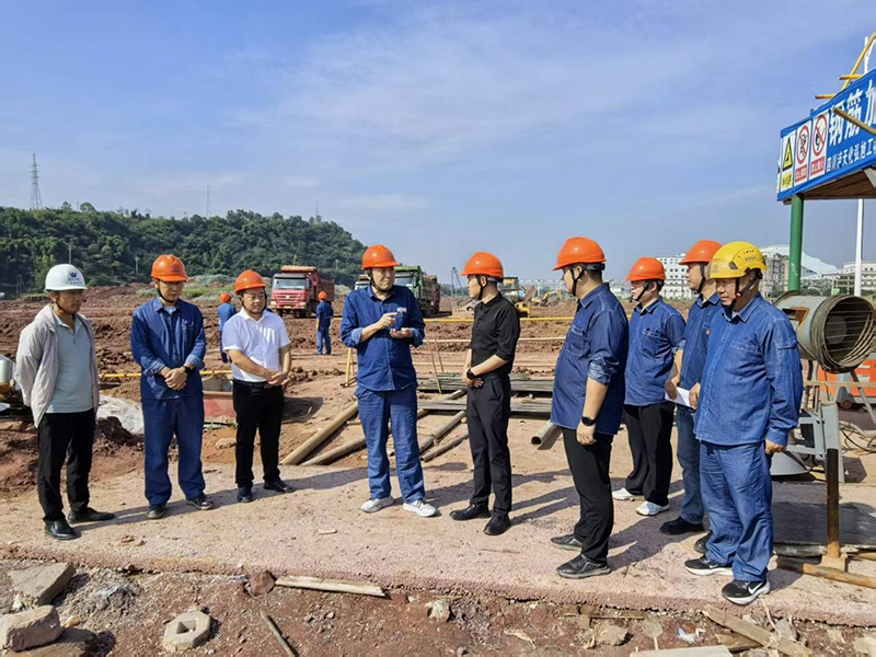 傅利才、、郭春建到化工园区项目现场发展节前安全查抄(图3)