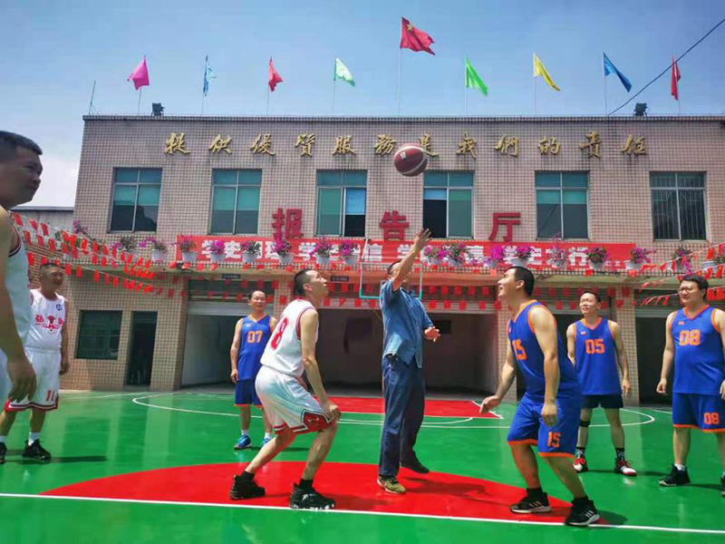 始终跟党走——弘旭与股份设备部进行“学党史强党性 守初心开新局”联谊赛(图1) 始终跟党走——弘旭与股份设备部进行“学党史强党性 守初心开新局”联谊赛(图1)