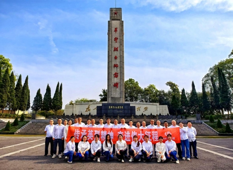 弘旭公司发展义士陵寝清明祭扫活动